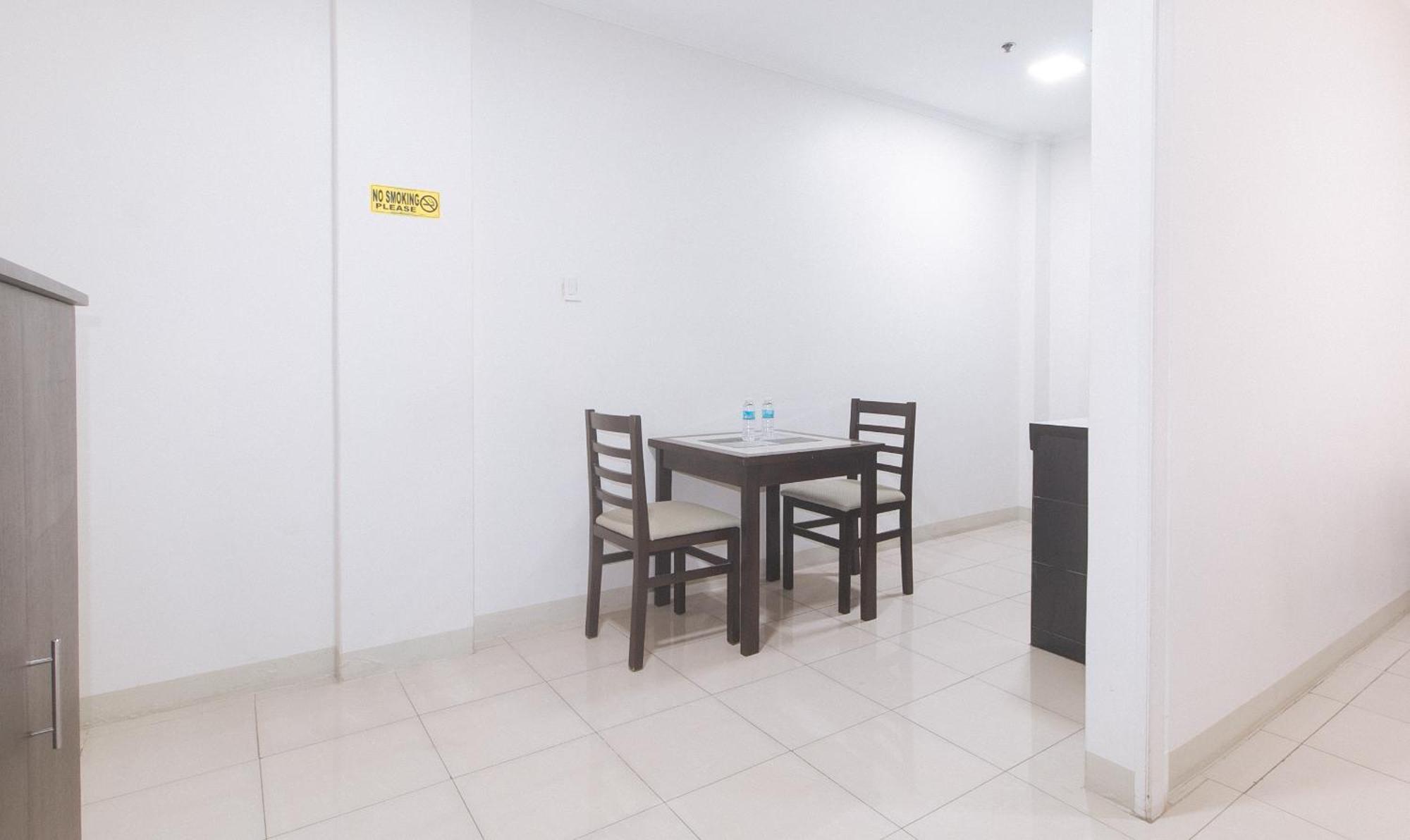 Urbanview At Evangelista Street Makati Makati City Exteriör bild